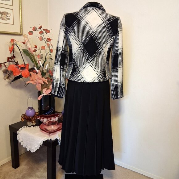 NWT NOUSVOUS Women's Black White Lined Blazer Zip Blazer Jacket Size M 10 - Picture 6 of 16